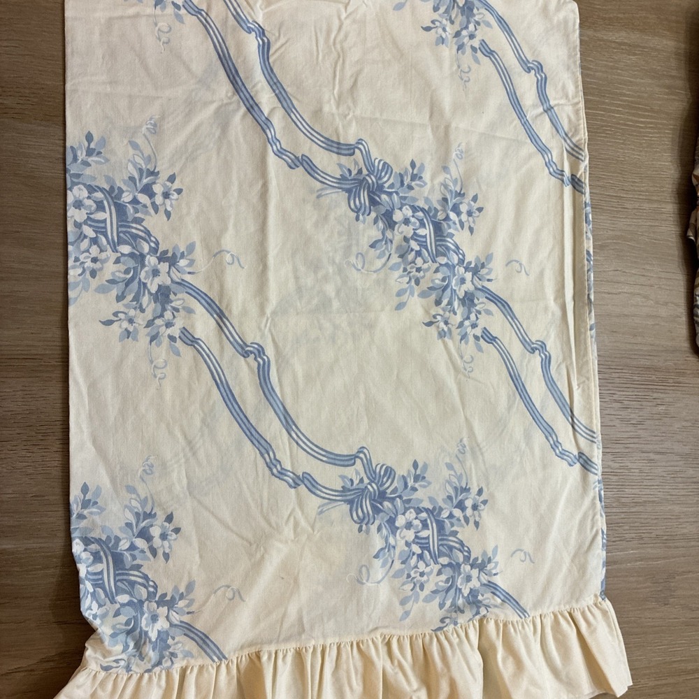 VTG Dan River Pillow Case W/ Ruffle No Iron Percale Standard Floral Cottagecore